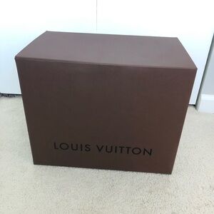 Louis Vuitton authentic Brown foldable thin durable paper box for bags